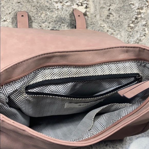 Justfab Messenger CrossBody Blush-Pink Satchel - Picture 2 of 3
